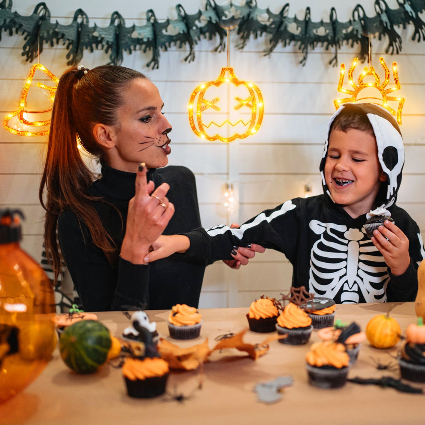 Halloween LED Window Lights 3-Pack – Spider, Witch Hat & Pumpkin Glow – Easy Hang Décor 🎃