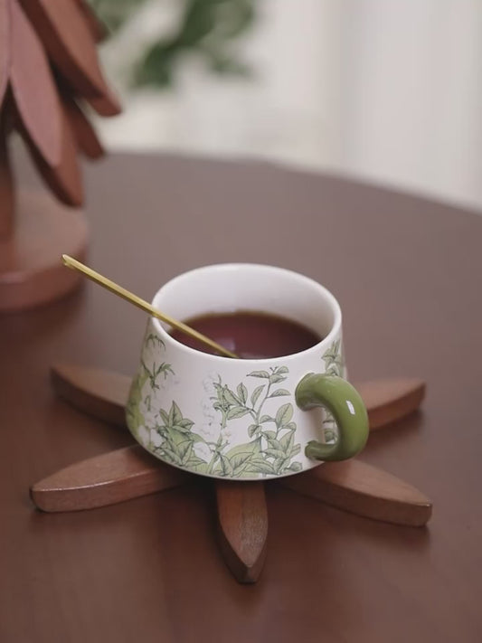 Luxury Wooden Christmas Tree Folding Coaster Set – Premium Black Walnut, Heat-Resistant & Smart Space-Saving Design